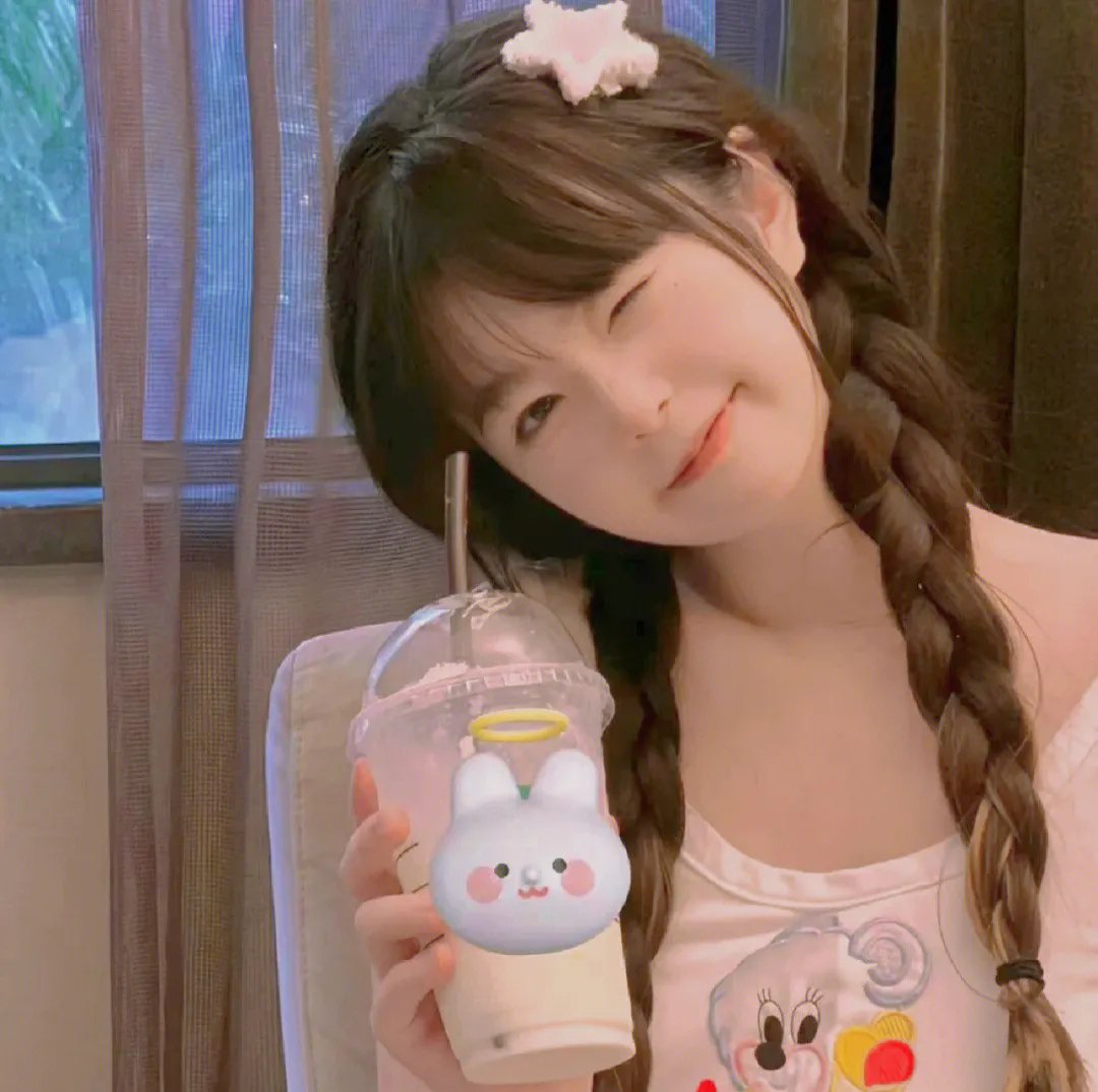 被裁后，意外成了总裁夫人